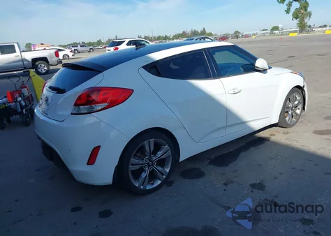 2012 Hyundai Veloster Base W/Gray z USA, uszkodzony, nr VIN KMHTC6AD7CU066353